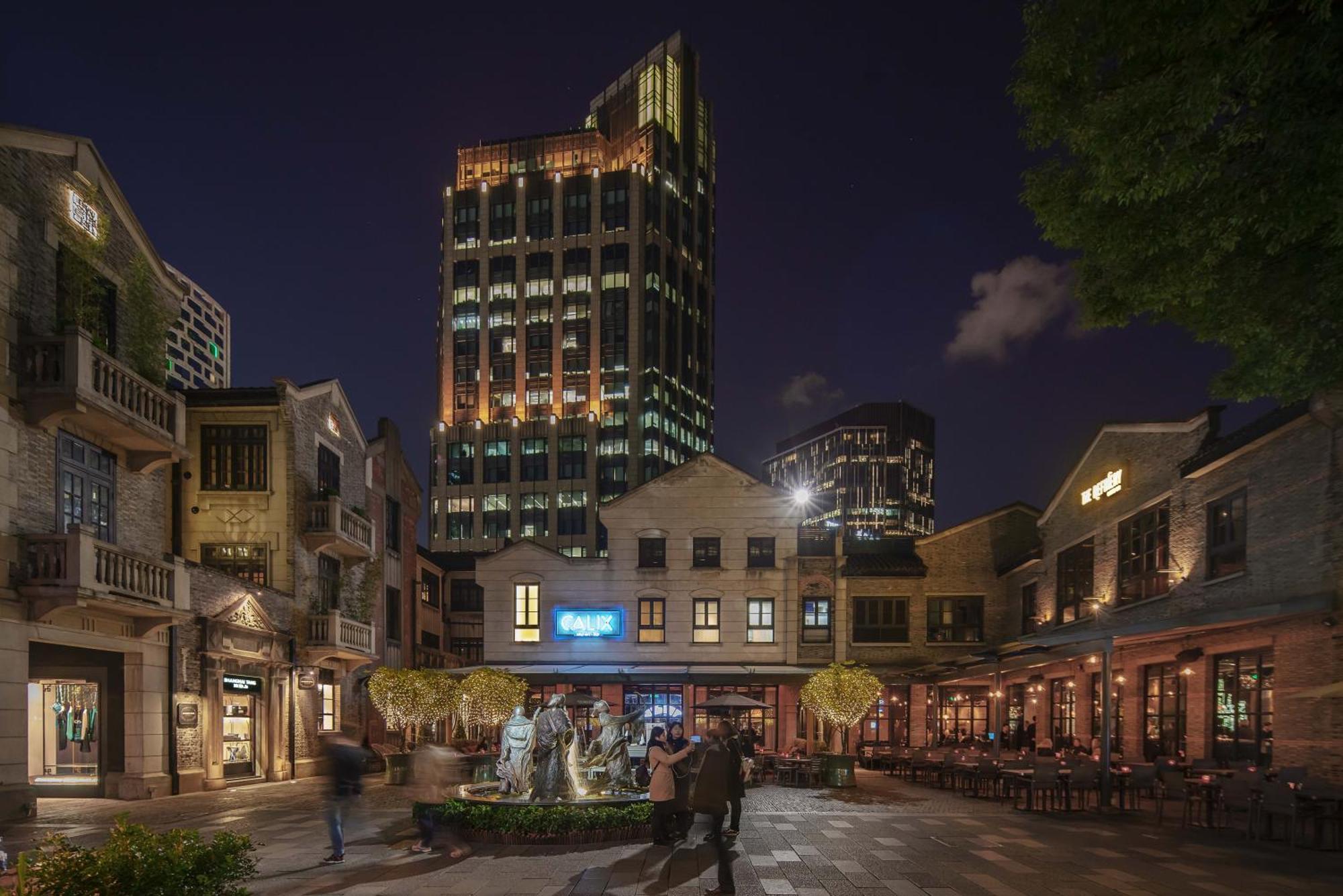 The Langham Shanghai Xintiandi Hotel Exterior photo